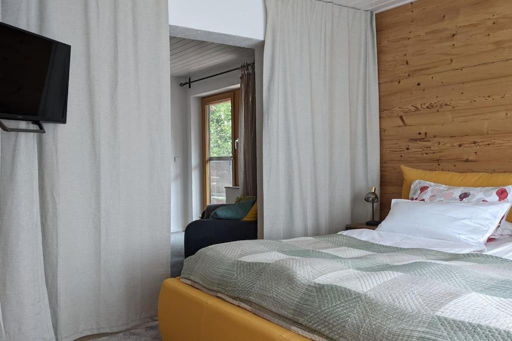 Ferienwohnung In Ruhiger Lage Direkt Am Wald Heidenheim an der Brenz Εξωτερικό φωτογραφία