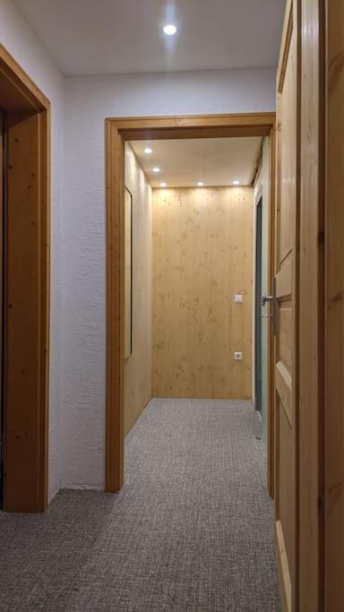 Ferienwohnung In Ruhiger Lage Direkt Am Wald Heidenheim an der Brenz Εξωτερικό φωτογραφία
